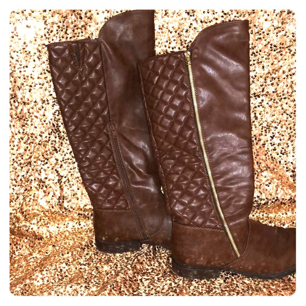Riding boots